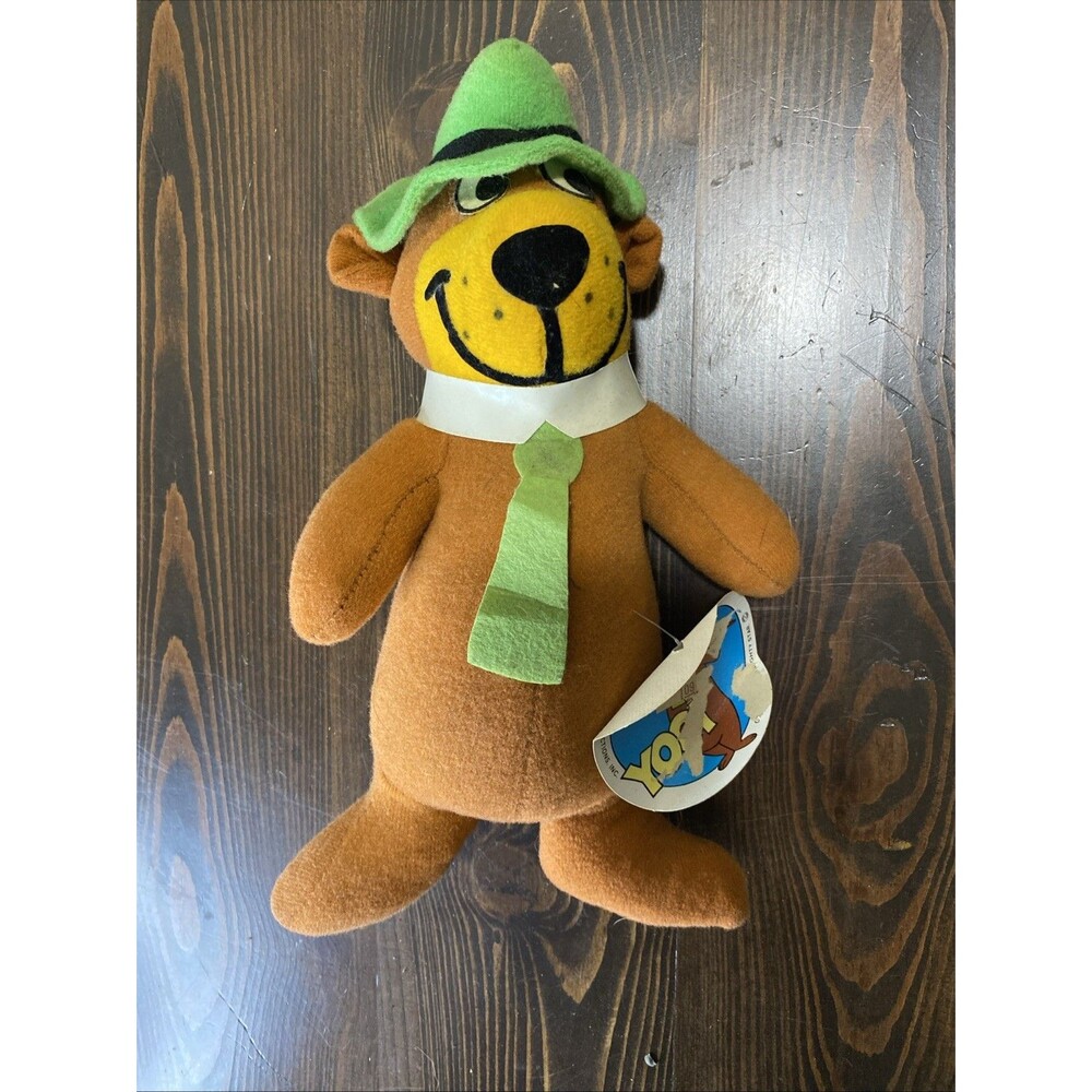 VINTAGE 1980 HANNA BARBERA PRODUCTIONS YOGI BEAR SEE PHOTOS  AND INFO